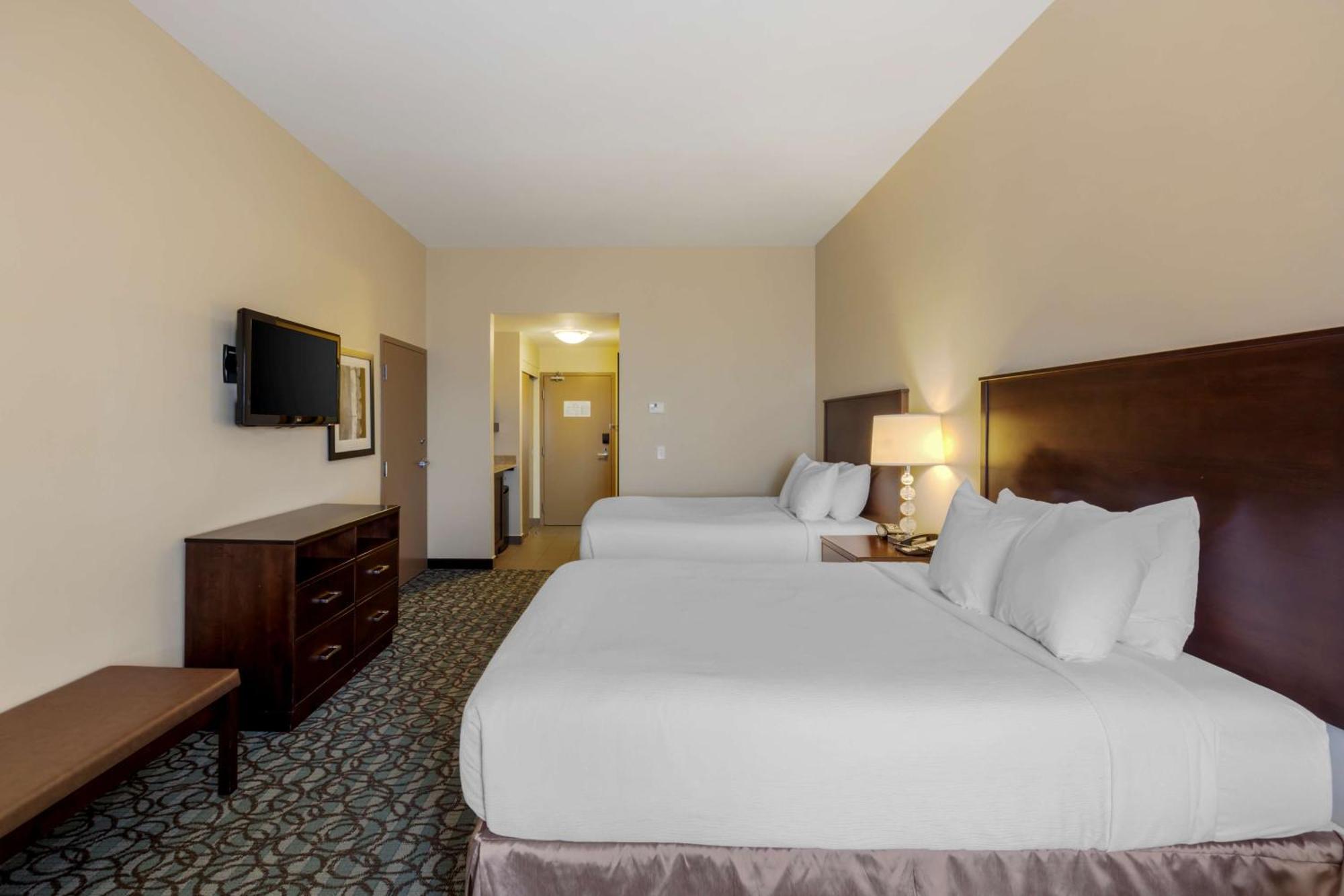 Best Western Plus Walkerton Hotel & Conference Centre ภายนอก รูปภาพ